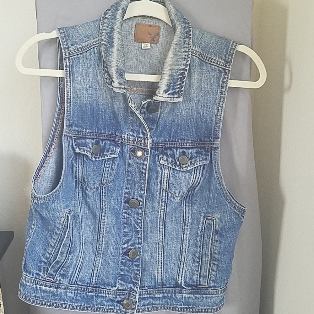 American eagle vest